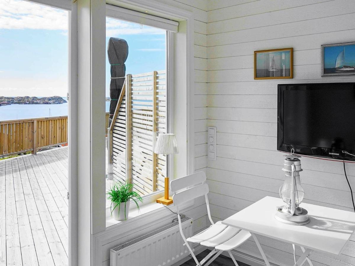 2 Person Holiday Home In R Nn Ng Rönnäng المظهر الخارجي الصورة